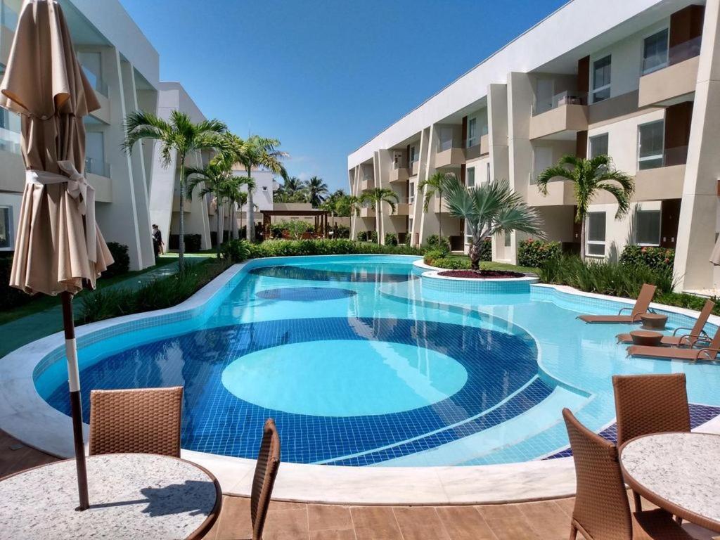 Apto Guarajuba Praia Condominio Porto Smeralda-100 Metros Da Praia Εξωτερικό φωτογραφία