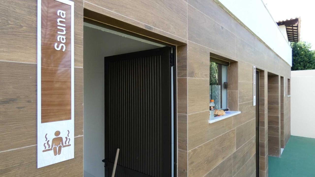 Apto Guarajuba Praia Condominio Porto Smeralda-100 Metros Da Praia Εξωτερικό φωτογραφία