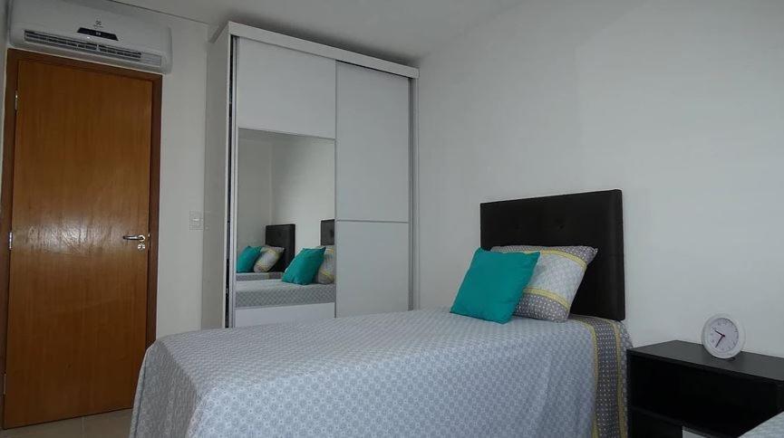 Apto Guarajuba Praia Condominio Porto Smeralda-100 Metros Da Praia Εξωτερικό φωτογραφία